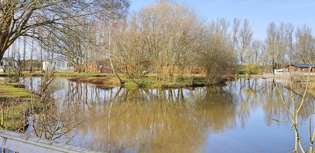 White Rose Caravan At Goosewood Holiday Park York Sutton on the Forest Εξωτερικό φωτογραφία